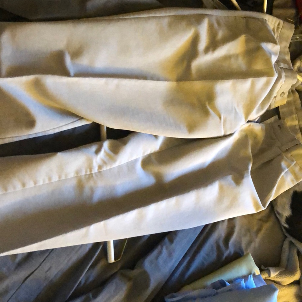 Men’s 34x30 dockers slacks